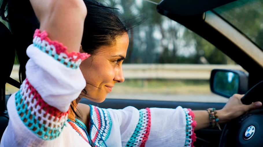 Diebstahl einer Sonnenbrille aus Mini Cooper in Dresden-Südvorstadt