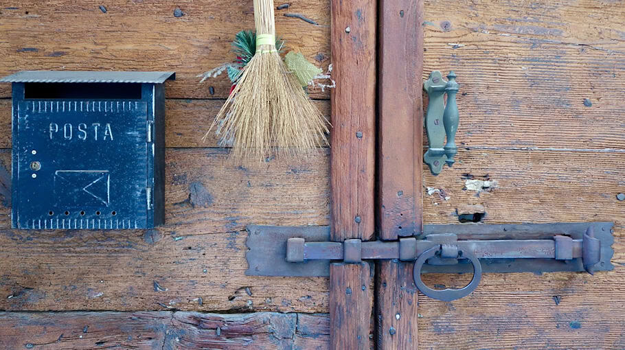 Sachbeschädigung an Veranstaltungsobjekt in Leipzig-Lindenau