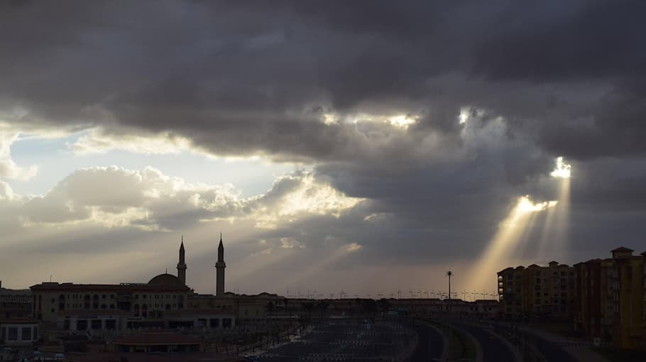 Fahrerflucht nach Unfall im Kreisverkehr Treuen