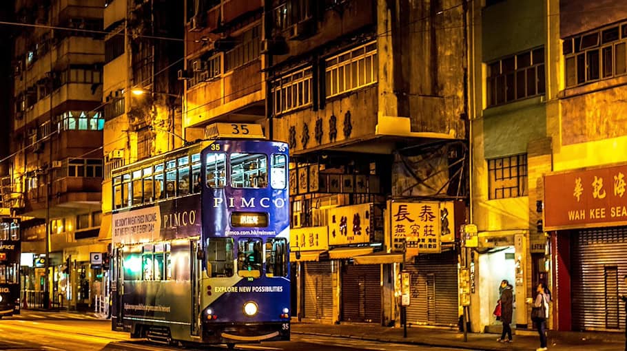 Busfahrer in Pirna-Sonnenstein bedroht und beleidigt