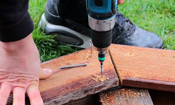 Werkzeugdiebstahl aus Ford Transit in Dresden-Dobritz