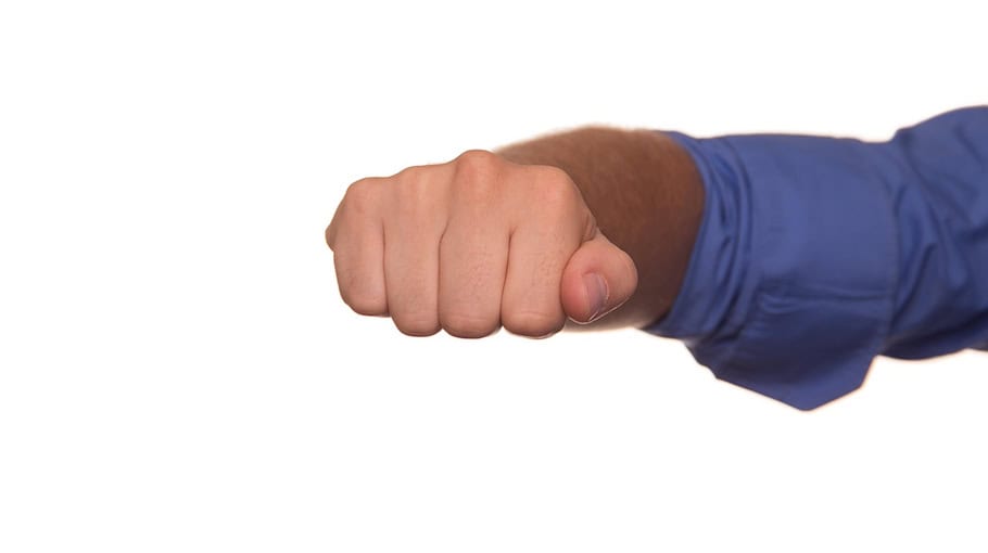 17-Jähriger in Diskothek in Stollberg niedergeschlagen