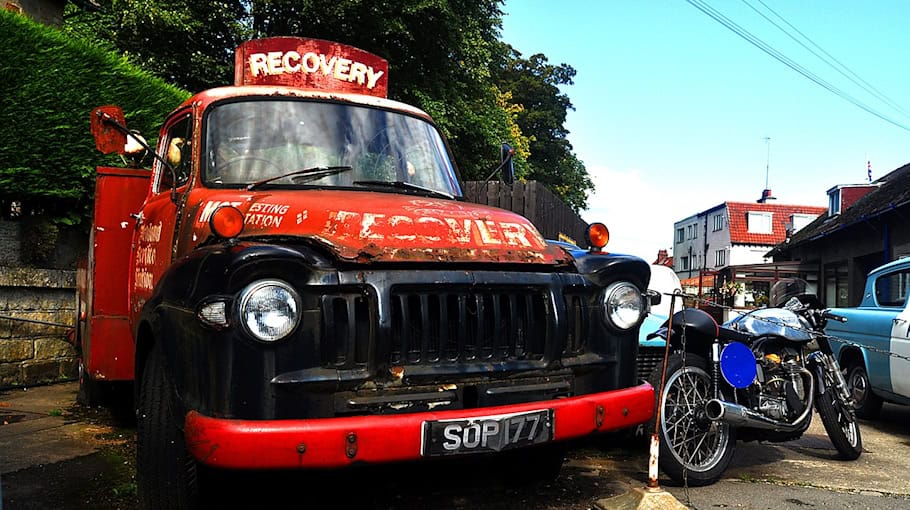 Unfall auf S304 in Klingenthal: Fahrzeuge abschleppreif