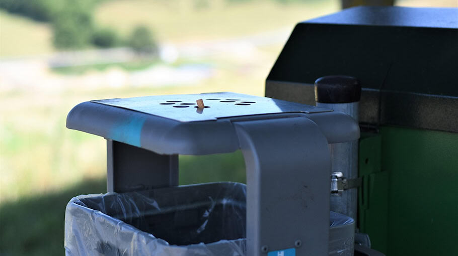 Müllcontainer angezündet: Einsätze in Forstweg und Maxim-Gorki-Straße