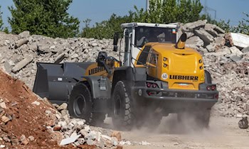 Orange Volvo-Radlader in Sebnitz gestohlen