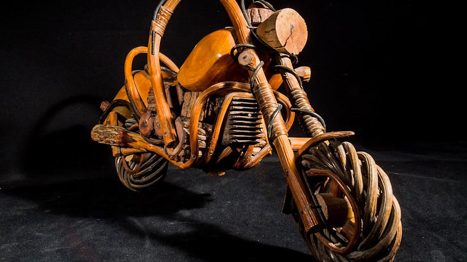 Schwerer Motorradunfall nach Überholmanöver in Oederan