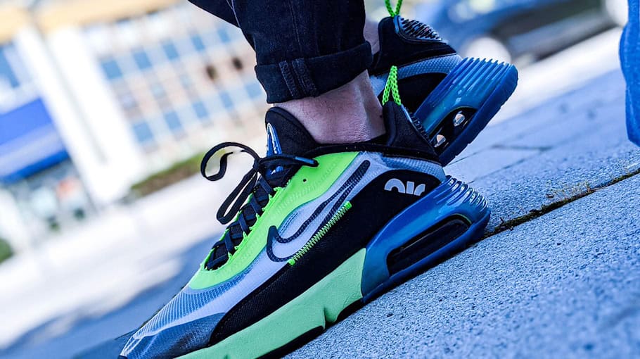 Schuhdiebstahl in Weißwasser: adidas-Sneaker gestohlen