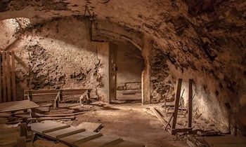 Kelleraufbruch in Freital-Deuben am Goetheplatz