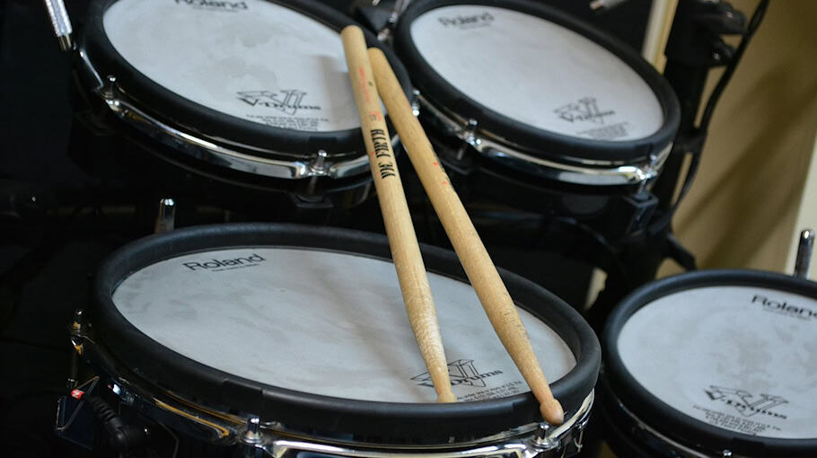 Akku von Baustellenaggregat in Dresden-Strehlen gestohlen