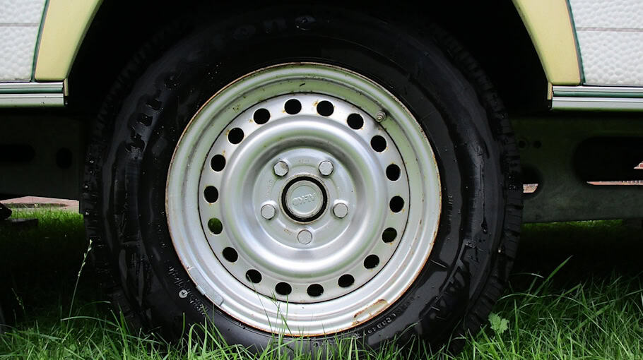 Diebstahl von Autorädern auf Firmengelände in Nossen