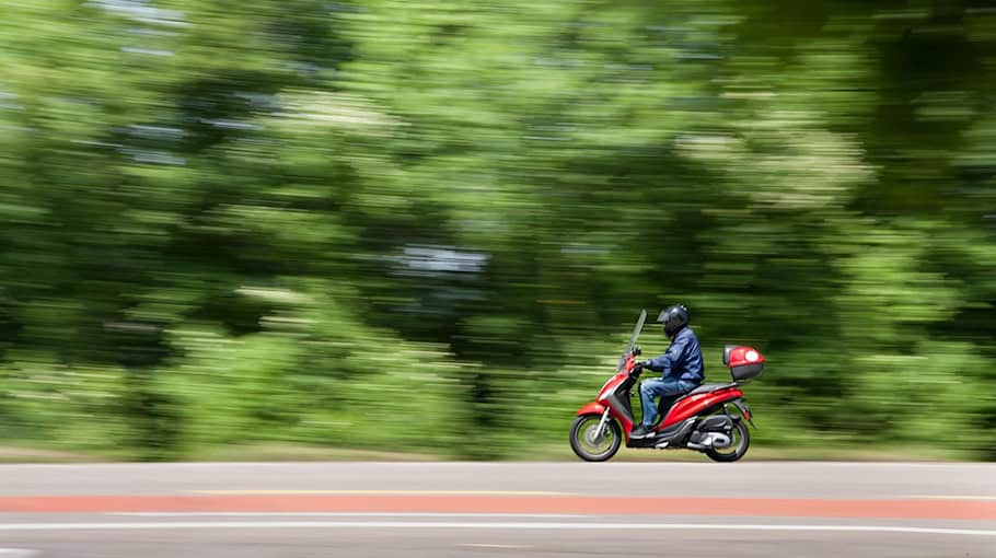Alkoholisiert: Mopedfahrer in Lohsdorf gestoppt