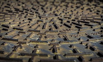 Gullydeckel von B96 in Halbendorf/Spree entfernt