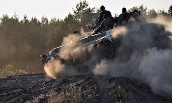 Transporter in Niederplanitz beschädigt und beschmiert