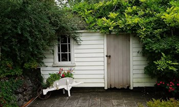 Diebstahl aus Gartenhäusern in Auerbach