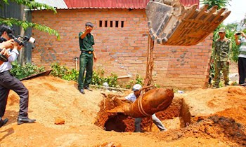 Entschärfung der Weltkriegsbombe an der Carolabrücke