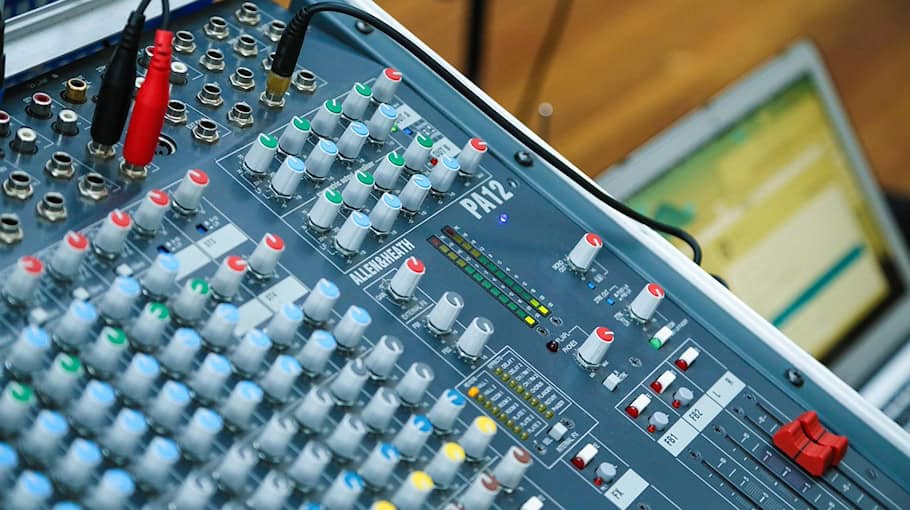 Diebstahl von Tontechnik in Dresden-Wilsdruffer Vorstadt