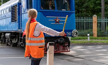 Polizei setzt Abschleppstange auf A4 ein