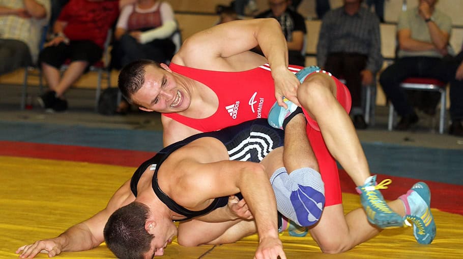 Körperliche Auseinandersetzung am Koreanischen Platz