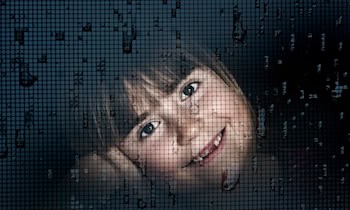 Scheibe an Muldentalhalle in Wilkau-Haßlau beschädigt