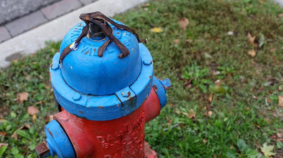Hydrant in Zwickau-Mosel umgefahren
