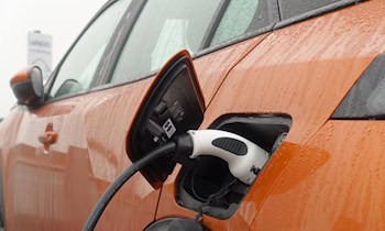 Diebstahl von Schnellladekabel an E-Ladesäule in OT Kappel