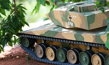 Kratzer am Nissan in Nochten