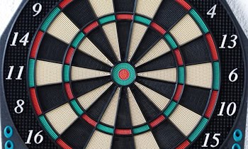 Einbruch in Dittelsdorf: Dartpfeile und Bargeld gestohlen