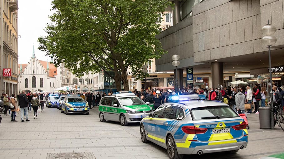 Ermittlungen nach Ausschreitungen bei Dynamo gegen Hertha in Dresden