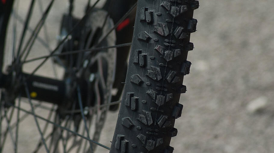 Mountainbike aus Keller gestohlen in Freiberg