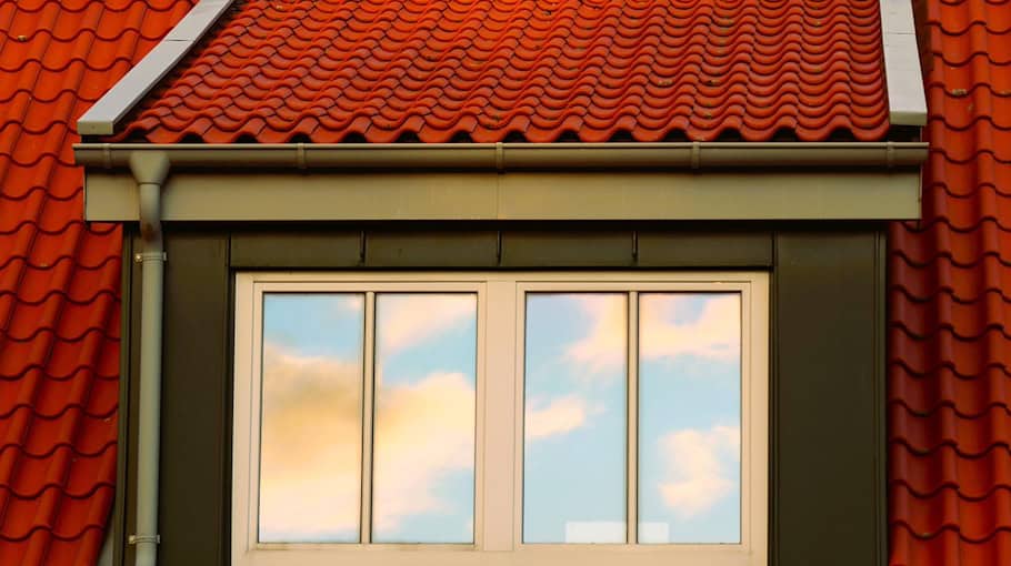 Diebstahl einer Kupferregenrinne in Pechern