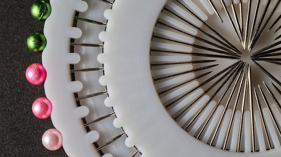 Mehrere Fahrzeugaufbrüche in Dresden-Gohlis: Werkzeuge im Wert von 10.000 Euro gestohlen