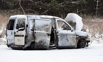 VW Crafter auf A4 bei Klipphausen von Fahrbahn abgekommen
