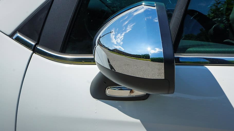 Außenspiegel von Opel Movano gestohlen