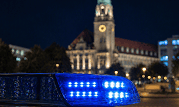 Hitlergruß in der Straße der Nationen