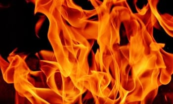Mehrere Mülltonnen in Hoyerswerda in Brand gesetzt